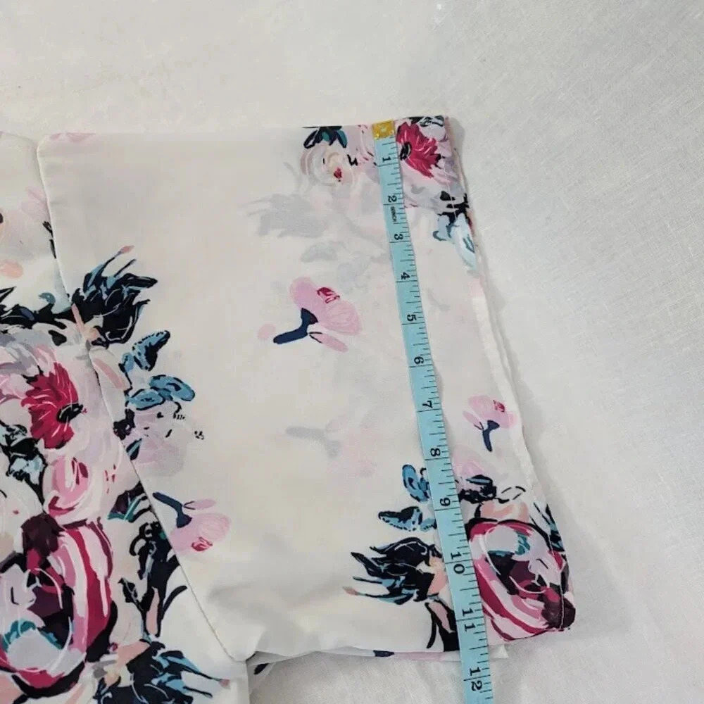 White floral flowy tunic with a knot front, oversized fit Womens size Large T18 - Picture 9 of 10